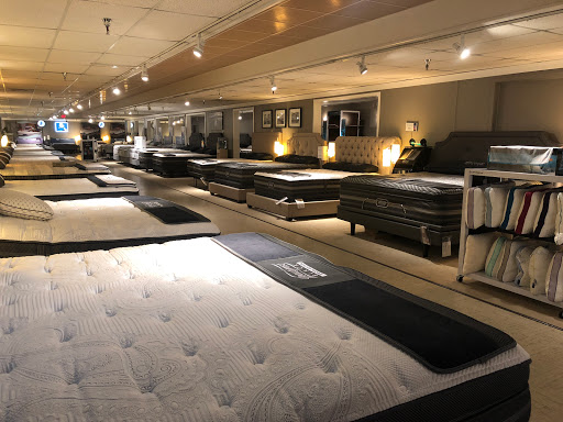 Furniture Store «Pilgrim Furniture & Mattress City Southington», reviews and photos, 55 Graham Pl, Southington, CT 06489, USA