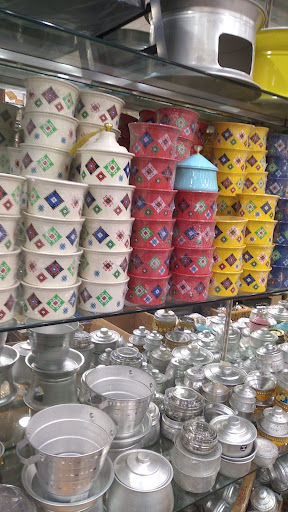 محل تراثيات البادية للكماليات 