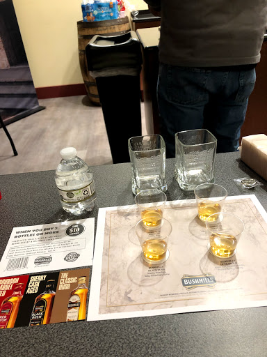 State Liquor Store «NH Liquor & Wine Outlet», reviews and photos, 150 Bridge St, Pelham, NH 03076, USA