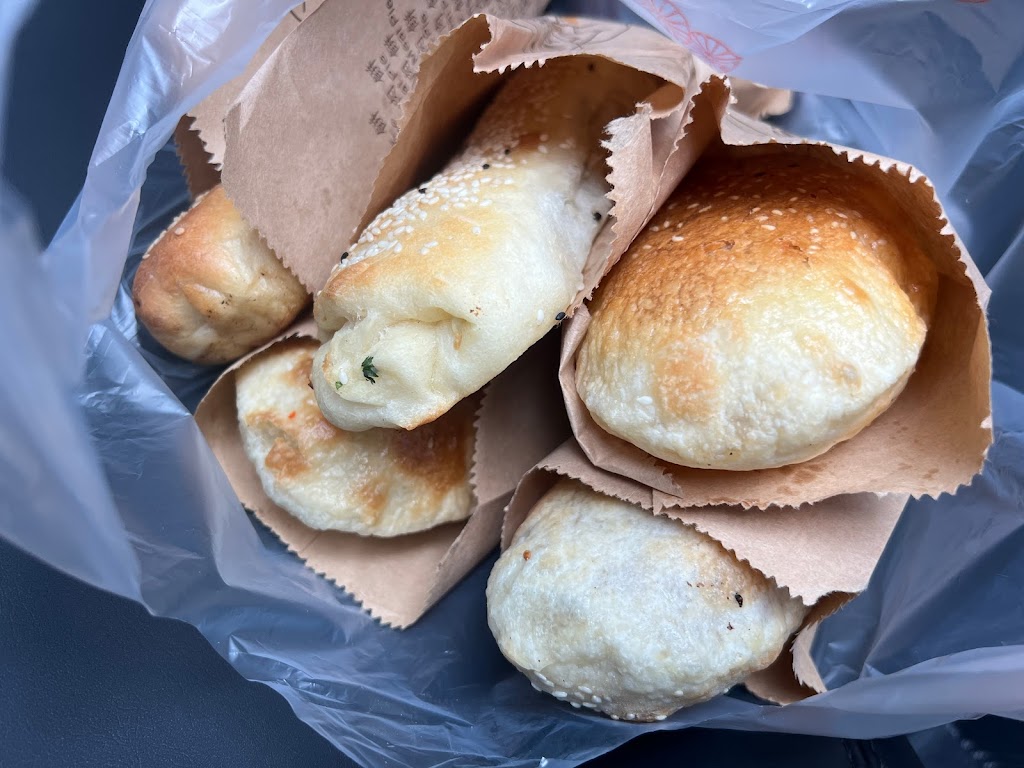 新公園餅店 的照片