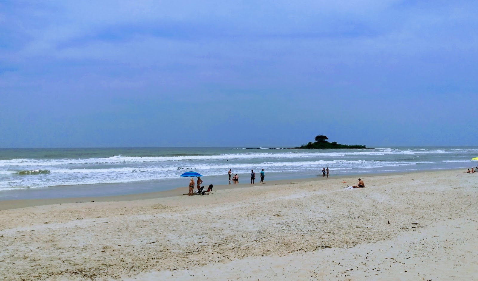 Foto av Strand Barra do Sai med beige sand yta