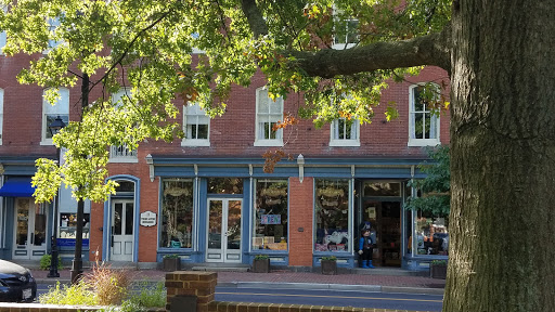 Toy Store «Crackerjacks Toys and Childrens Books», reviews and photos, 7 S Washington St, Easton, MD 21601, USA