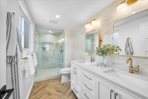 Cari & Britt Properties Vista Sothebys International Realty image