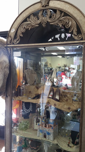 Thrift Store «Bargains Thrift Shop», reviews and photos, 77940 Country Club Dr, Palm Desert, CA 92211, USA