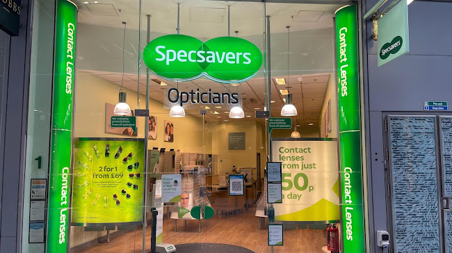 Specsavers Opticians and Audiologists - Victoria
