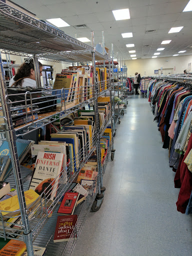 Donations Center «Goodwill Industries Corbin», reviews and photos