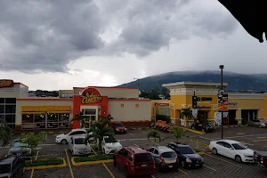Santa Elena Shoping Center image