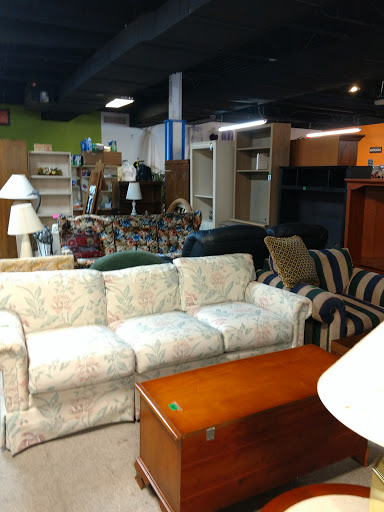Thrift Store «Freedom Treasures Resale Store», reviews and photos, 7570 Cooley Lake Rd, Waterford Twp, MI 48327, USA