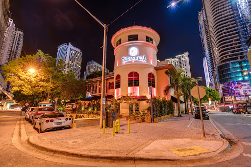 Sitios para bailar salsa en Miami