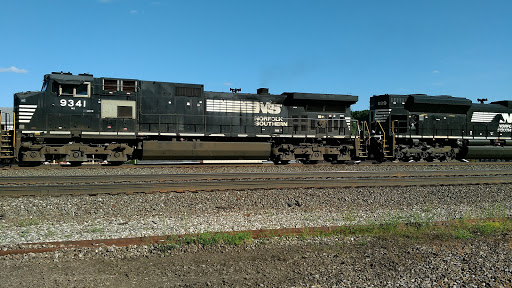 Tire Shop «Firestone Complete Auto Care», reviews and photos, 680 Montauk Hwy, West Babylon, NY 11704, USA