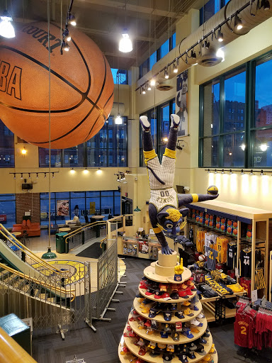 Arena «Bankers Life Fieldhouse», reviews and photos, 125 S Pennsylvania St, Indianapolis, IN 46204, USA