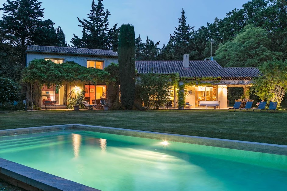Villa Oustal: Location villa/maison/gîte de vacances avec piscine chauffée Vaucluse Provence Mont-Ventoux à Carpentras