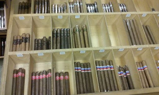 Cigar Shop «Pipe World Inc», reviews and photos, 2900 W Anderson Ln, Austin, TX 78757, USA