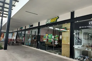 Subway Kukulcán image