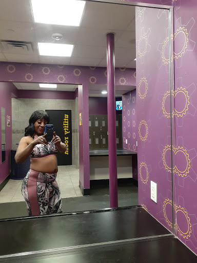 Gym «Planet Fitness», reviews and photos, 1906 N Frazier St, Conroe, TX 77301, USA