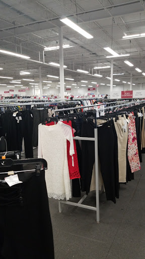 Clothing Store «Burlington Coat Factory», reviews and photos, 370 US-130, Hightstown, NJ 08520, USA