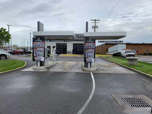 Metro Lexus Auto Spa en Brook Park