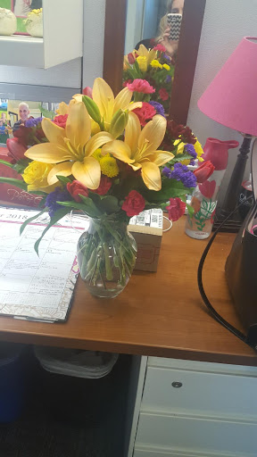 Florist «Chantilly Flowers», reviews and photos, 14514 Lee Rd E, Chantilly, VA 20151, USA