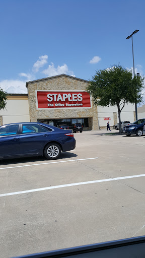 Office Supply Store «Staples», reviews and photos, 812 W McDermott Dr, Allen, TX 75013, USA