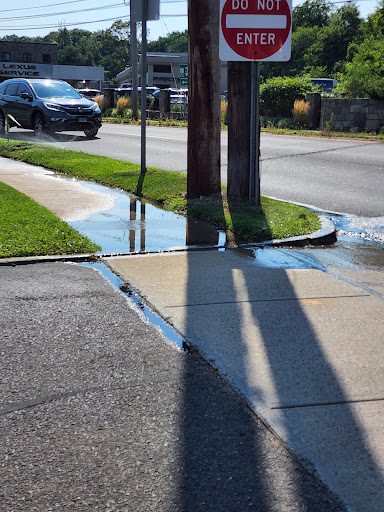 Office Supply Store «Staples», reviews and photos, 1201 Kings Hwy, Fairfield, CT 06824, USA