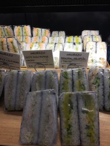 Shopping Mall «Abbot Kinney BLVD Shopping», reviews and photos, Navarre Ct, Venice, CA 90291, USA