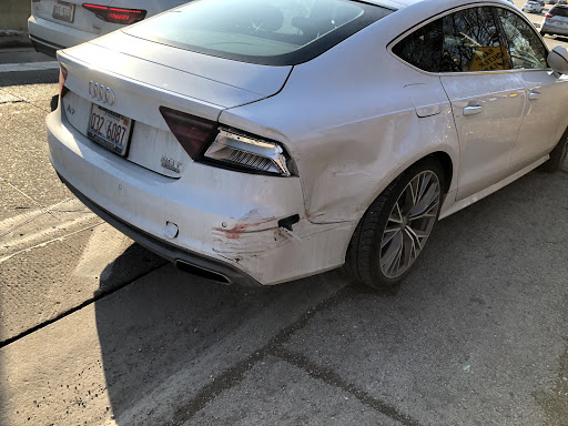 Auto Body Shop «B & L Automotive Repairs Inc», reviews and photos, 3830 N Kedzie Ave, Chicago, IL 60618, USA
