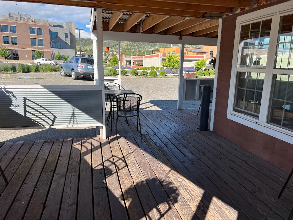 The Uphill Grill 59601