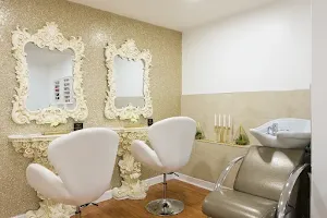 Essential Beauty Rooms image
