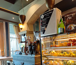 Olim House Cafe & Wines photo