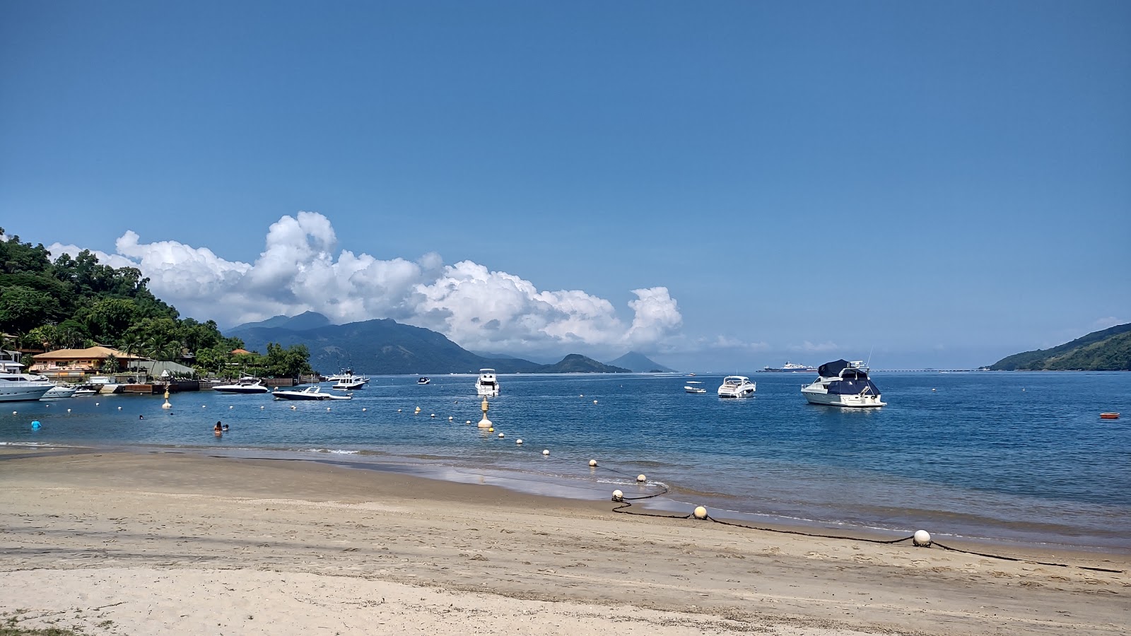 Photo de Plage de Portogalo avec l'eau cristalline de surface