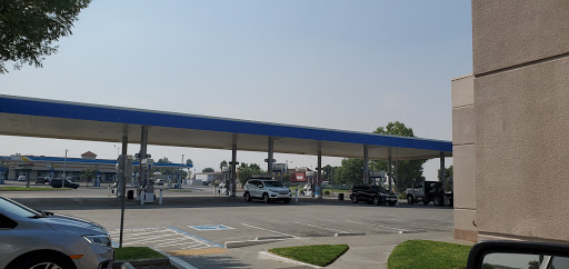 Gas Station «Chevron», reviews and photos, 25032 W Dorris Ave, Coalinga, CA 93210, USA