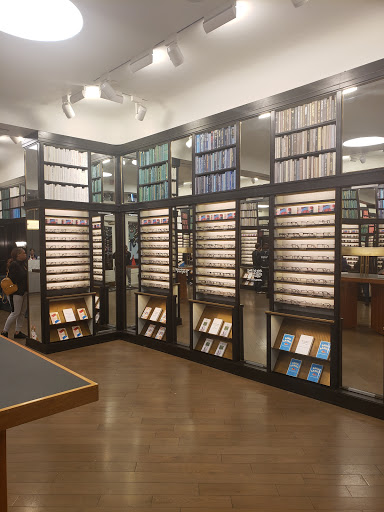 Optician «Warby Parker», reviews and photos, 274 Buckhead Ave NE, Atlanta, GA 30305, USA