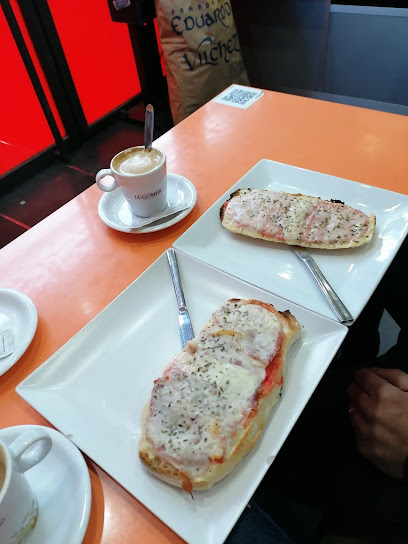 Cafetería Anden 4 - C. San Ramón, 124, 18194 Churriana de la Vega, Granada, Spain