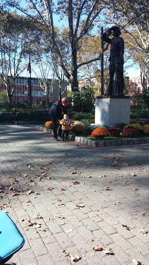 Columbus Square Park - photo 82
