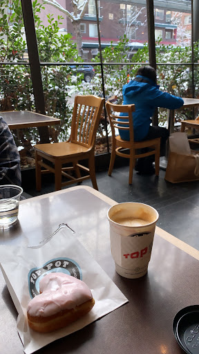 Donut Shop «Top Pot Doughnuts», reviews and photos, 2124 5th Ave, Seattle, WA 98121, USA