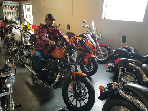 Motorcycle Dealer «Motorcycle Maxx», reviews and photos, 5838 Columbus Pike, Lewis Center, OH 43035, USA