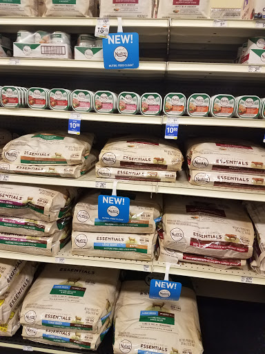Pet Supply Store «PetSmart», reviews and photos, 200 S Village Center Dr, Southlake, TX 76092, USA