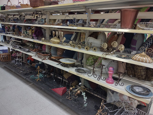 Thrift Store «We Care Thrift Store», reviews and photos, 420 Market St, Dayton, TN 37321, USA