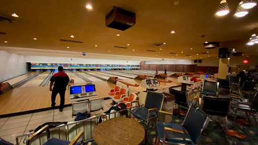 Bowling Alley «Lan-Oak Lanes», reviews and photos, 2524 Ridge Rd, Lansing, IL 60438, USA