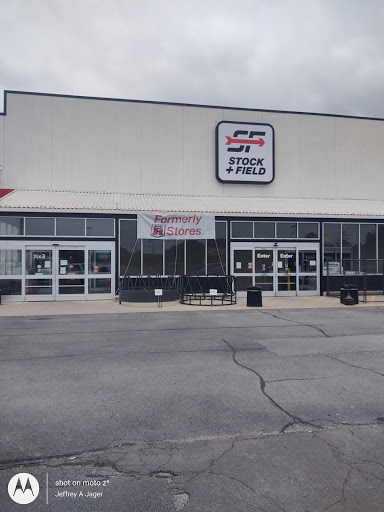 Sporting Goods Store «Big R Store of Marion», reviews and photos, 1401 W 26th St, Marion, IN 46953, USA