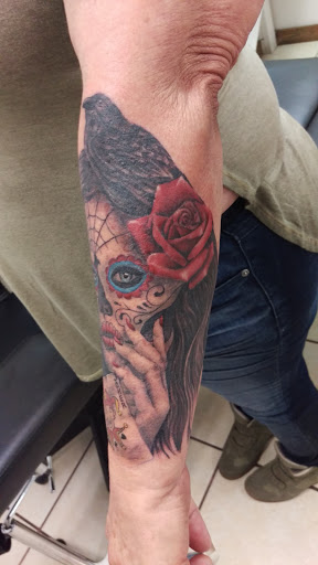 Tattoo Shop «Untouchable Ink», reviews and photos, 204 S Spring Garden Ave, DeLand, FL 32720, USA