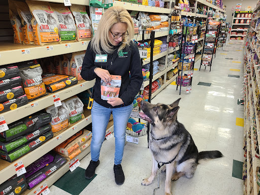Pet Supply Store «Pet Supplies Plus», reviews and photos, 1170 Northern Blvd, Manhasset, NY 11030, USA