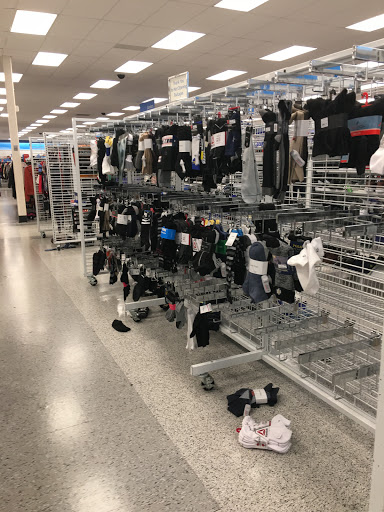 Clothing Store «Ross Dress for Less», reviews and photos, 5820 Lakewood Towne Center Blvd SW, Lakewood, WA 98499, USA
