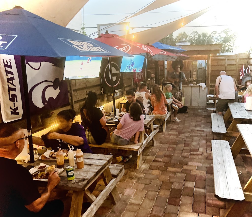 Sparks Bar-B-Que & Brew 32456