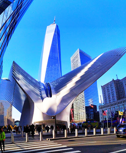 Century 21 Department Store, 21 Dey St, New York, NY 10007, USA, 