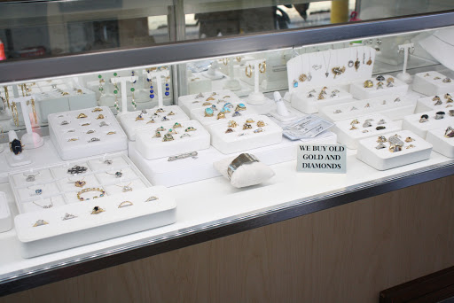 Pawn Shop «Arlington Jewelry & Loan», reviews and photos, 901 W Rand Rd, Arlington Heights, IL 60004, USA