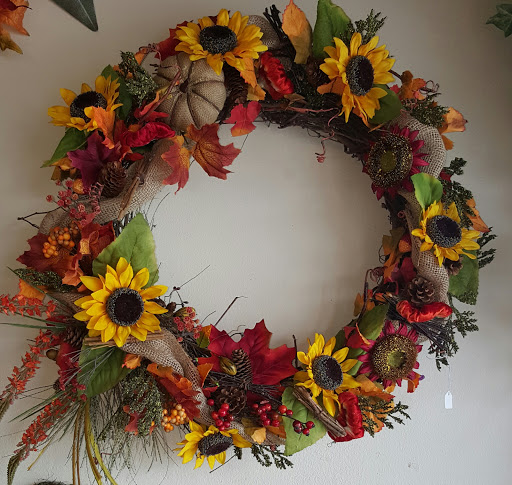 Florist «Shananne Cain Florist Inc», reviews and photos, 123 N Central Ave, Umatilla, FL 32784, USA