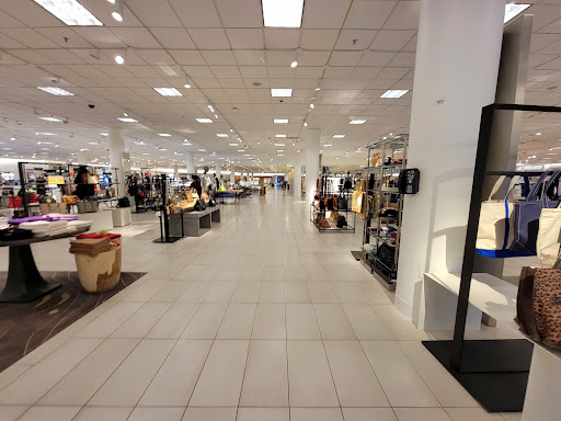 Department Store «Nordstrom Alderwood Mall», reviews and photos, 3200 184th St SW, Lynnwood, WA 98037, USA