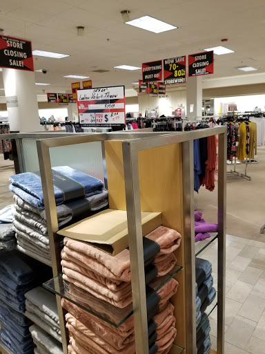 Department Store «Lord & Taylor», reviews and photos, 27650 Novi Road, Novi, MI 48377, USA