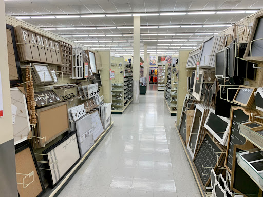 Craft Store «Hobby Lobby», reviews and photos, 12201 W Markham St, Little Rock, AR 72211, USA